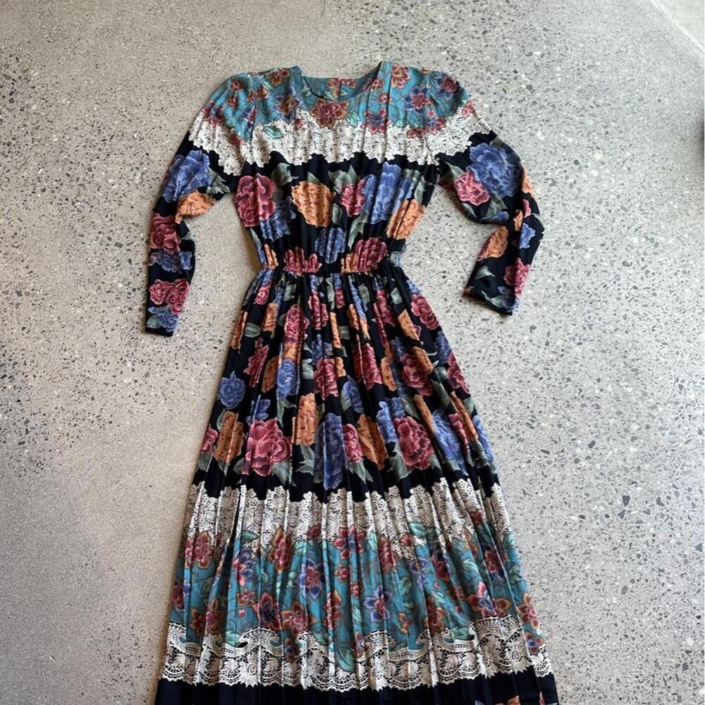 Phoebe Petites 4 Floral Long Sleeve Midi Dress Black Teal Lace Trim Romantic